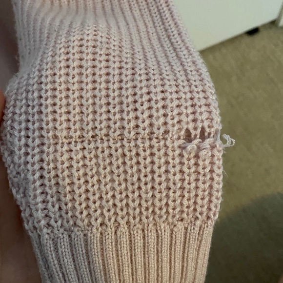 Garage pink oversized v-neck knit sweater - Picture 3 of 4